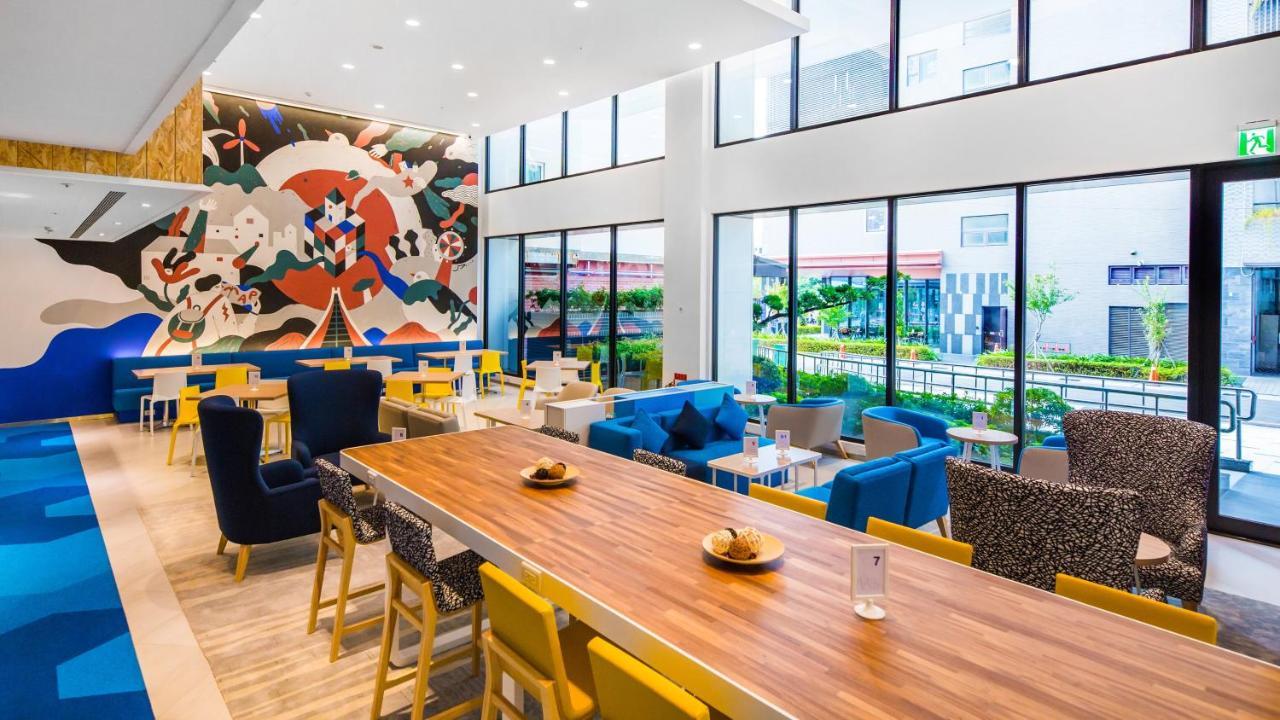 Holiday Inn Express Taichung Fengchia By Ihg Экстерьер фото