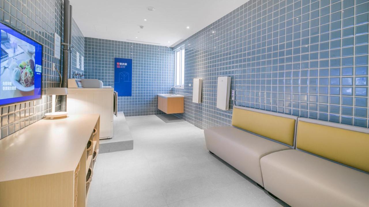 Holiday Inn Express Taichung Fengchia By Ihg Экстерьер фото